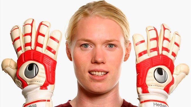 Hedvig Lindahl (Suecia)