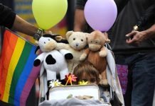 La «adopción igualitaria» sigue en curso en la política colombiana