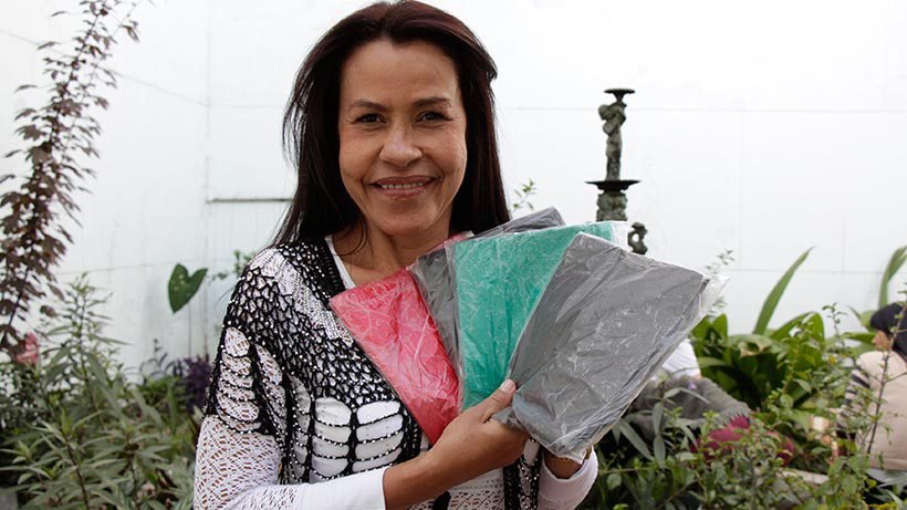 Omaira Montoya. Bolsas de basura aromatizadas Manantial