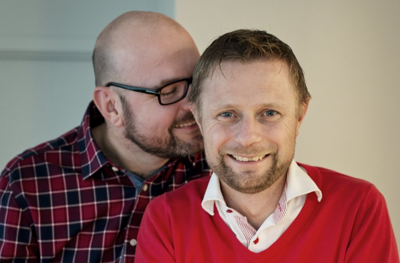 Bent Hoie y su esposo Dag Terje Solvang.