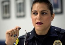 Primera oficial transgénero de EEUU