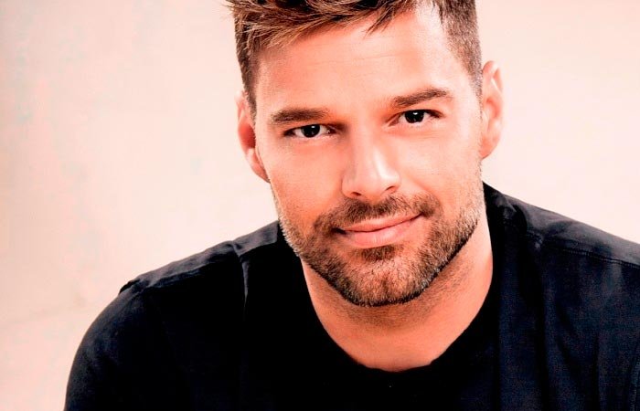 Los 15 homosexuales que más influyen en el mundo, Los 15 homosexuales que más influyen en el mundo, El Poblado en Historias