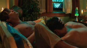 Cheyenne, Cheyenne Jackson nos sube la libido con su escena gay en &lsquo;Hello Again&rsquo;, El Poblado en Historias