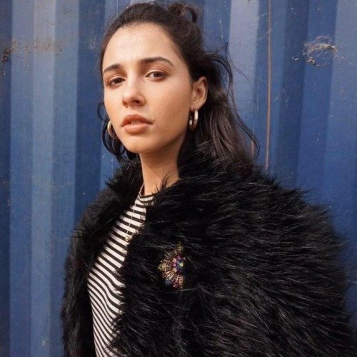 ángeles de Charlie, Estas son las 3 mujeres que interpretarán los ‘Ángeles de Charlie’, El Poblado en Historias