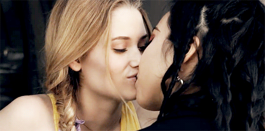 superhéroes, Marvel desarrolla programa de TV protagonizado por superhéroes LGBTQ, El Poblado en Historias