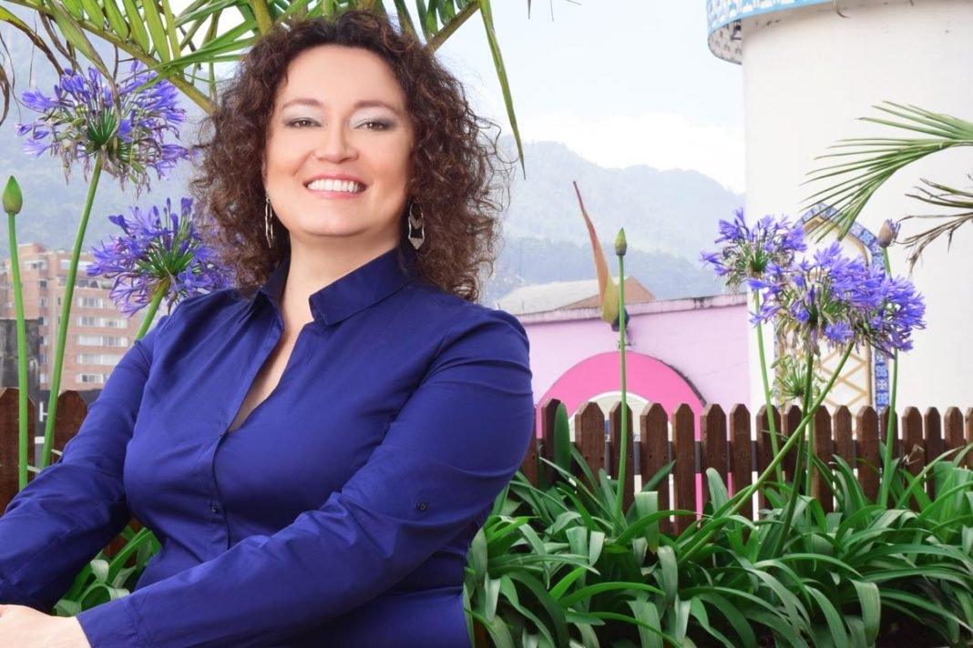 Ang&eacute;lica Lozano