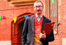 Philip Normal, un alcalde abiertamente gay y seropositivo en el Reino Unido Philip Normal