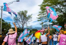 Yo Marcho Trans en memoria a las falsas mujeres de Guayaquil