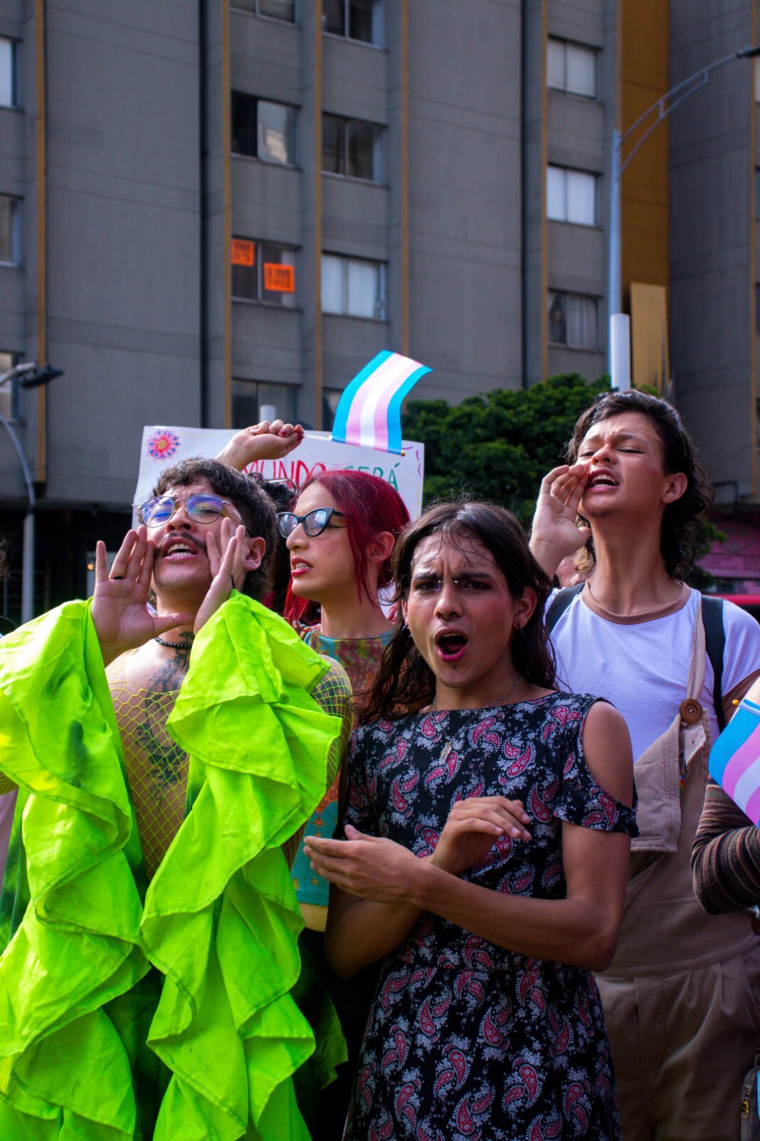 Ley Integral Trans, ¿Por qué una Ley Integral Trans?, El Poblado en Historias