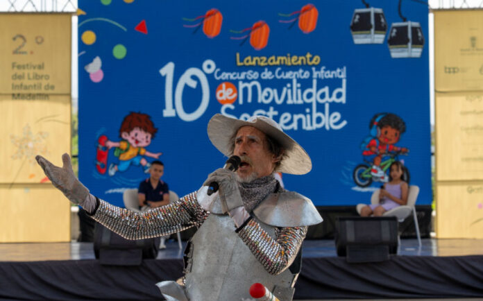 Concurso de cuento infantil en Medellín para niños con discapacidad sensorial